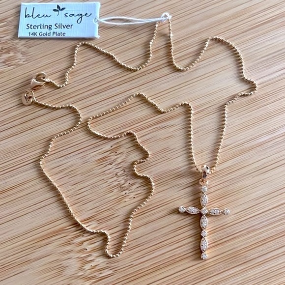 Brand New Bleu Sage 14K Gold Plated Sterling Silver 18" Chain Cross Necklace - Picture 2 of 12